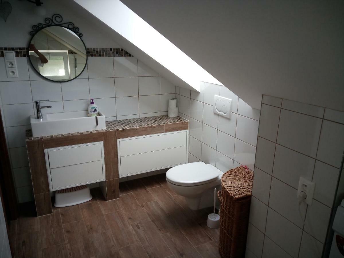 Walnut Apartment With Sauna And Pond Topoľčany 외부 사진